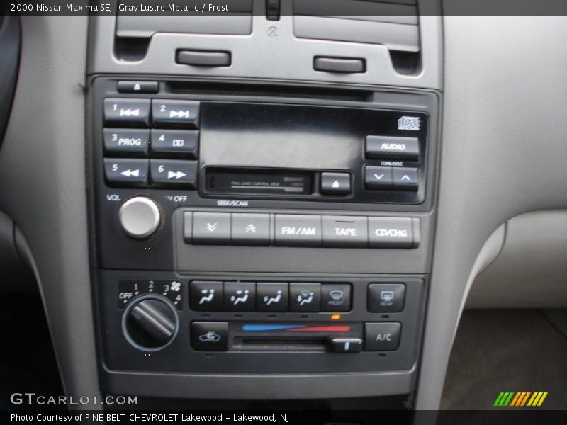 Gray Lustre Metallic / Frost 2000 Nissan Maxima SE