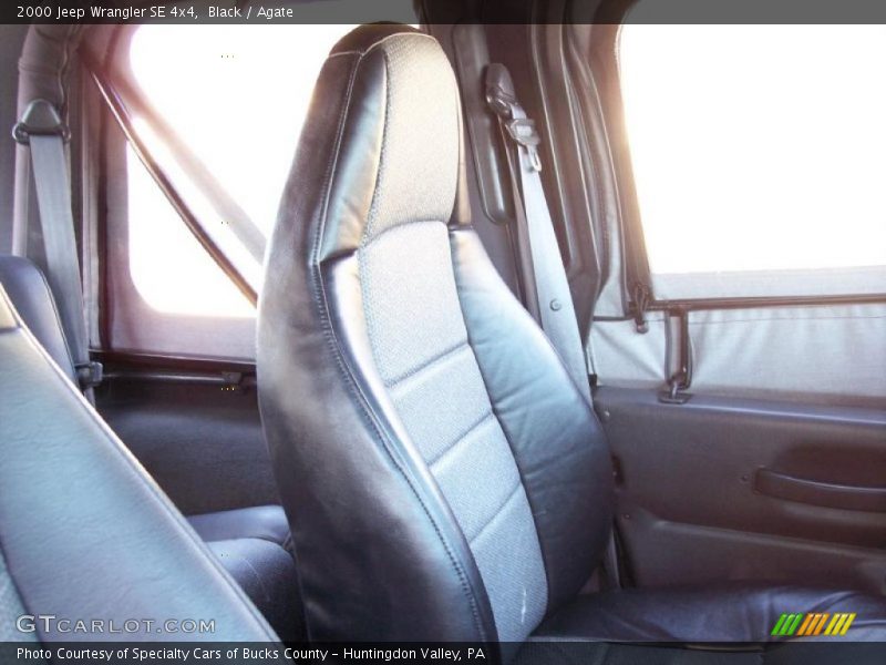 Black / Agate 2000 Jeep Wrangler SE 4x4