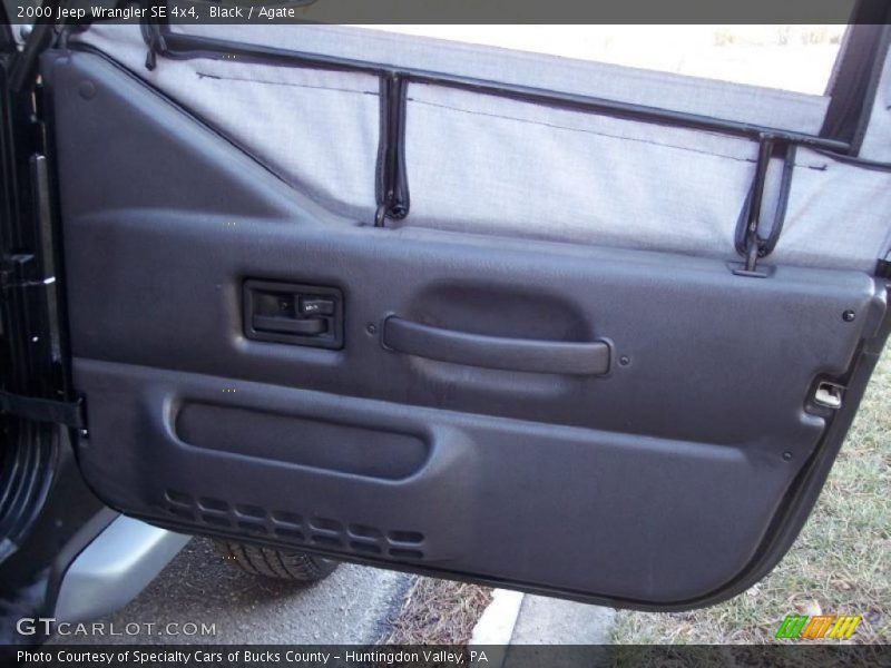Black / Agate 2000 Jeep Wrangler SE 4x4