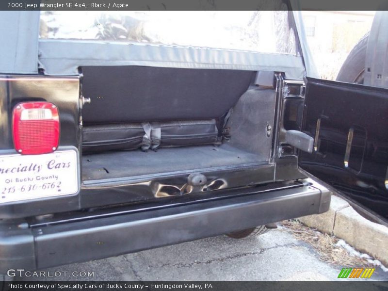 Black / Agate 2000 Jeep Wrangler SE 4x4
