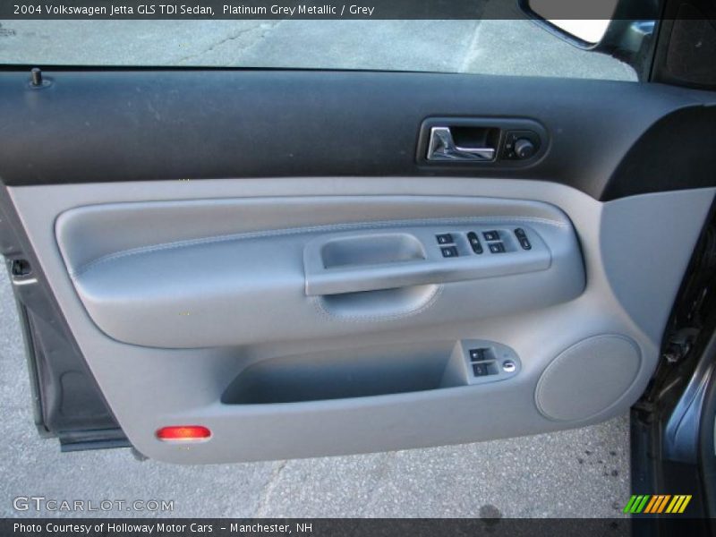 Door Panel of 2004 Jetta GLS TDI Sedan
