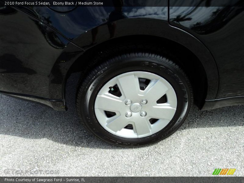 Ebony Black / Medium Stone 2010 Ford Focus S Sedan