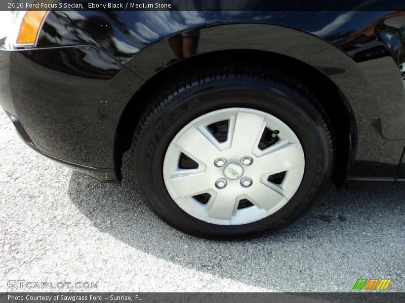 Ebony Black / Medium Stone 2010 Ford Focus S Sedan