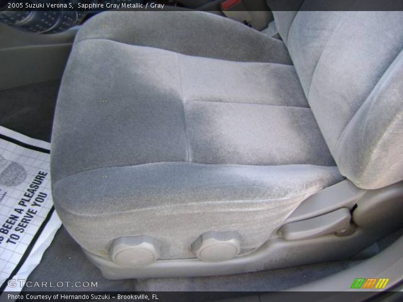 Sapphire Gray Metallic / Gray 2005 Suzuki Verona S