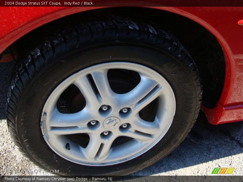 Indy Red / Black 2004 Dodge Stratus SXT Coupe