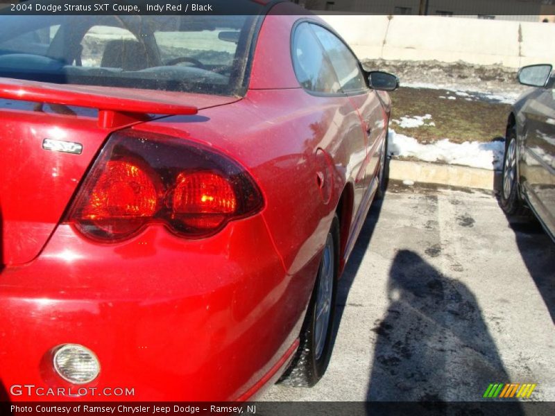 Indy Red / Black 2004 Dodge Stratus SXT Coupe