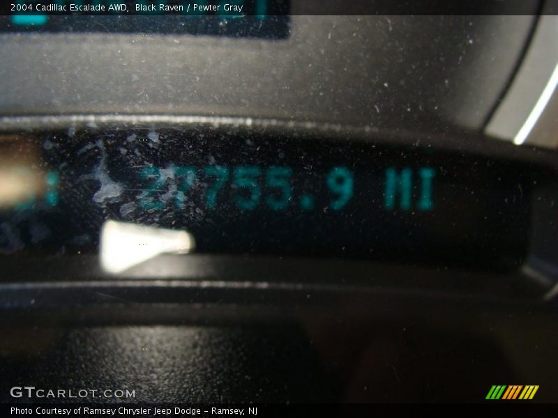 Black Raven / Pewter Gray 2004 Cadillac Escalade AWD