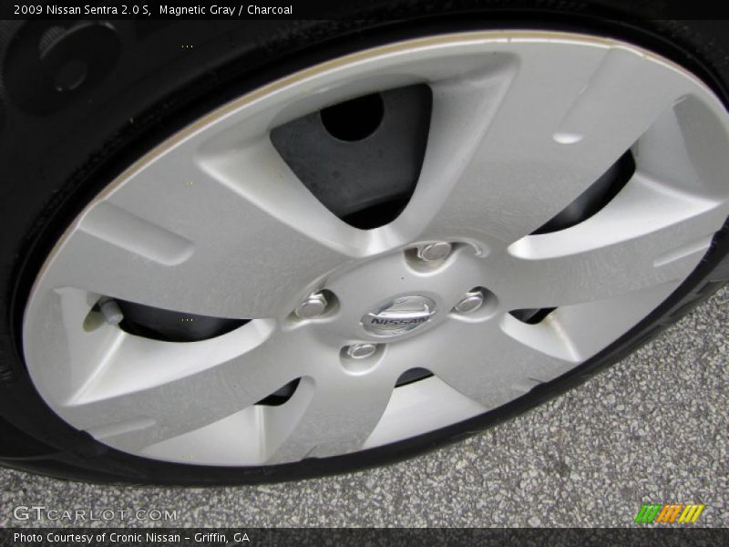 Magnetic Gray / Charcoal 2009 Nissan Sentra 2.0 S