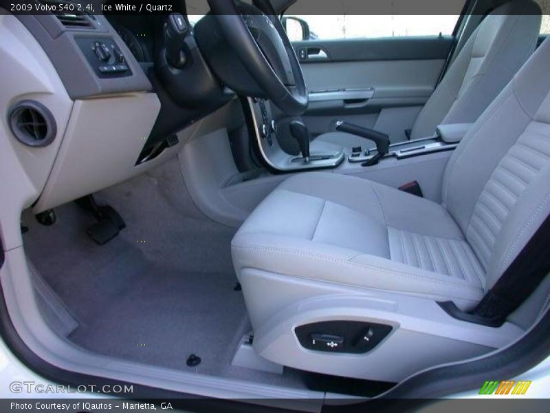 Ice White / Quartz 2009 Volvo S40 2.4i