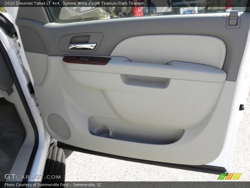 Summit White / Light Titanium/Dark Titanium 2010 Chevrolet Tahoe LT 4x4
