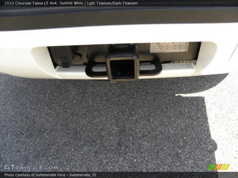 Summit White / Light Titanium/Dark Titanium 2010 Chevrolet Tahoe LT 4x4
