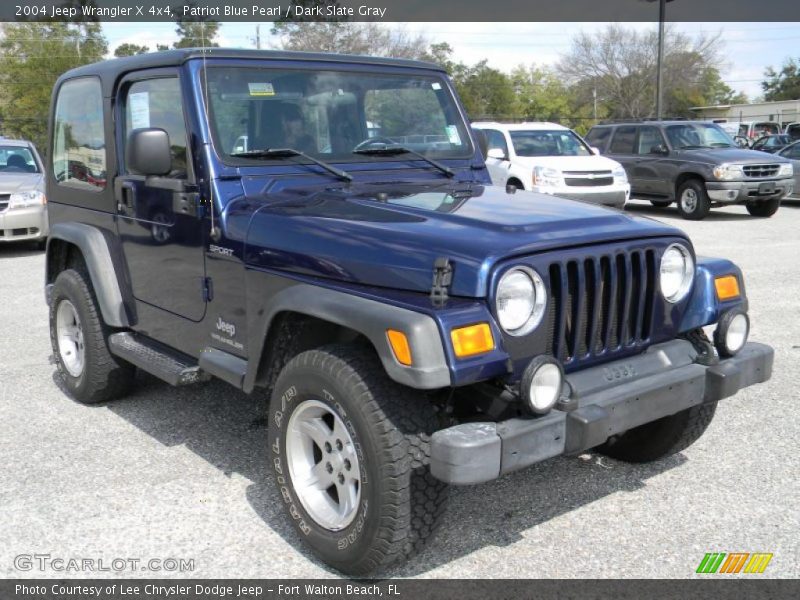 Patriot Blue Pearl / Dark Slate Gray 2004 Jeep Wrangler X 4x4