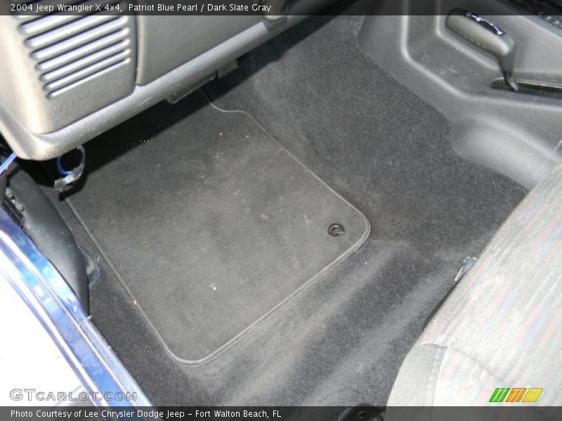 Patriot Blue Pearl / Dark Slate Gray 2004 Jeep Wrangler X 4x4