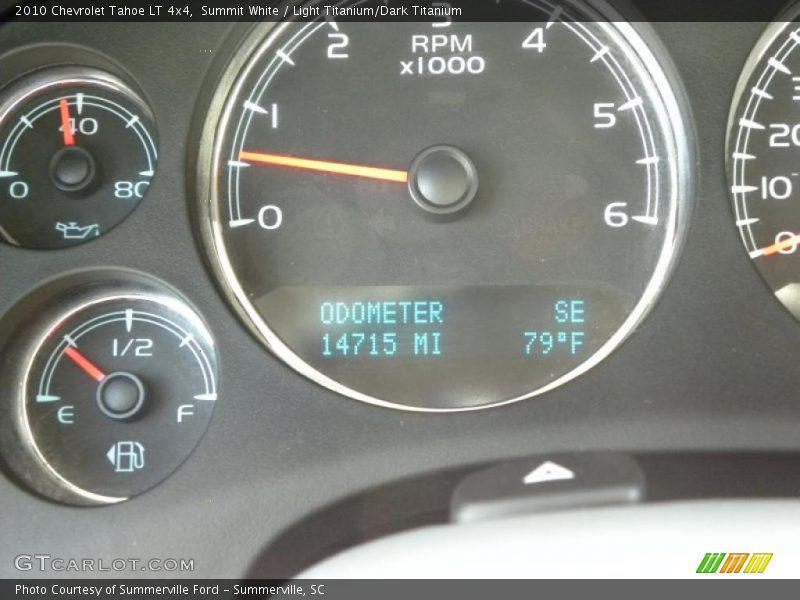 Summit White / Light Titanium/Dark Titanium 2010 Chevrolet Tahoe LT 4x4
