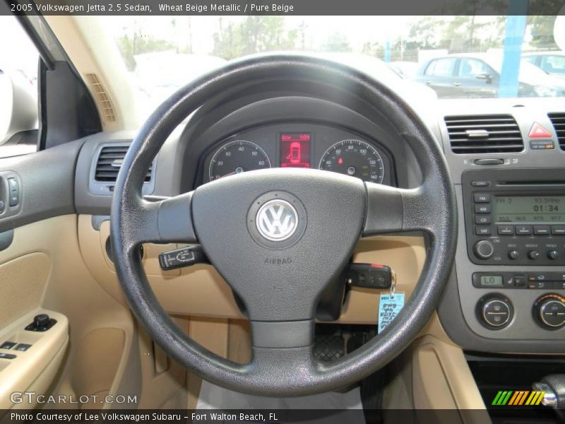 Wheat Beige Metallic / Pure Beige 2005 Volkswagen Jetta 2.5 Sedan