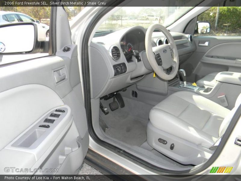  2006 Freestyle SEL Shale Grey Interior