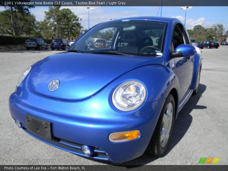 Techno Blue Pearl / Light Grey 2001 Volkswagen New Beetle GLS Coupe