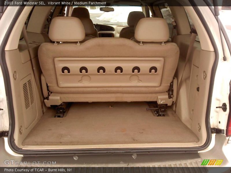 Vibrant White / Medium Parchment 2003 Ford Windstar SEL