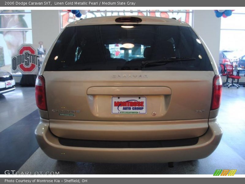 Linen Gold Metallic Pearl / Medium Slate Gray 2006 Dodge Caravan SXT