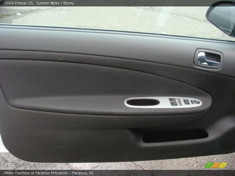 Summit White / Ebony 2009 Pontiac G5