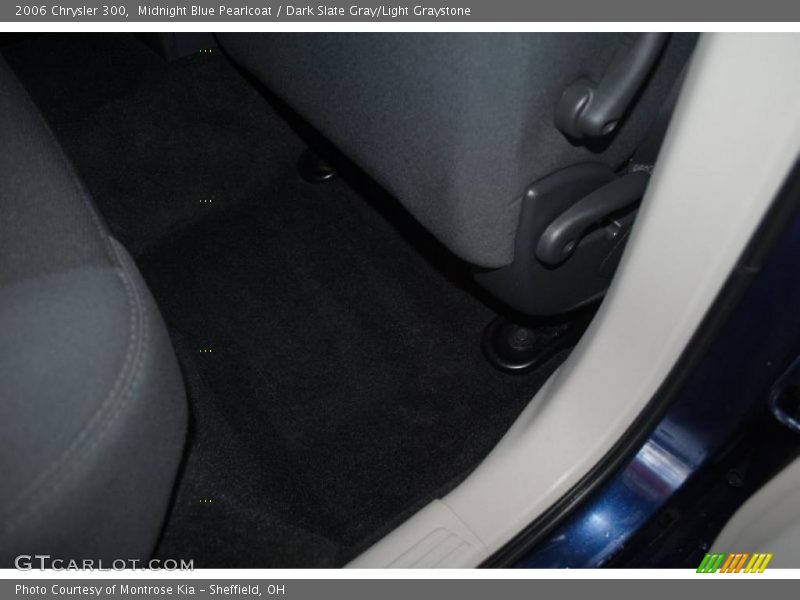 Midnight Blue Pearlcoat / Dark Slate Gray/Light Graystone 2006 Chrysler 300