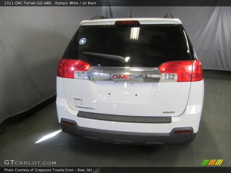 Olympic White / Jet Black 2011 GMC Terrain SLE AWD
