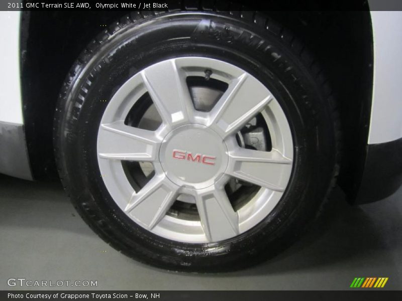 Olympic White / Jet Black 2011 GMC Terrain SLE AWD