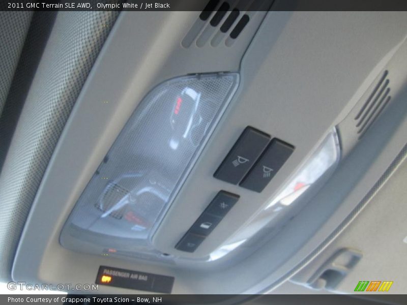 Olympic White / Jet Black 2011 GMC Terrain SLE AWD