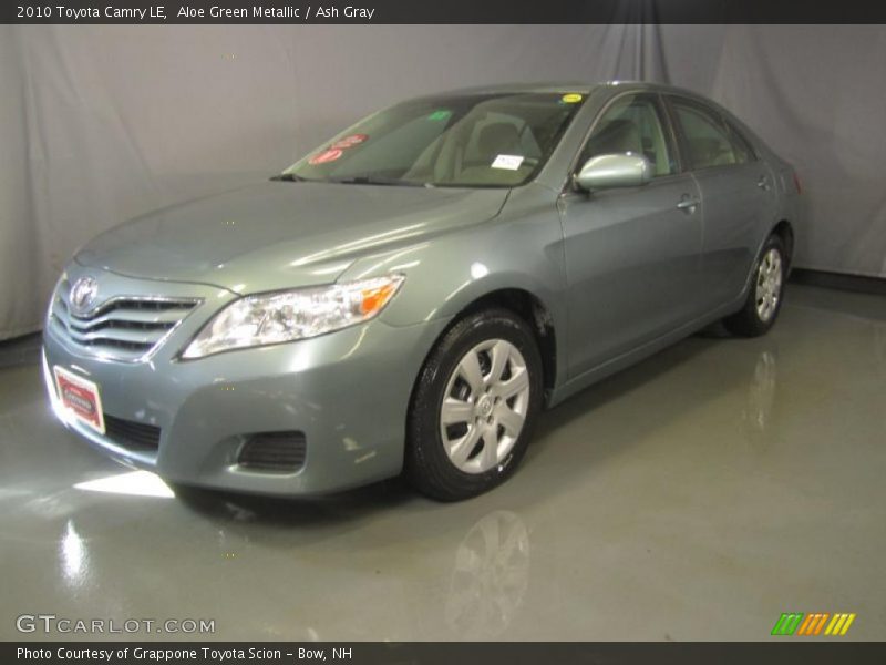 Aloe Green Metallic / Ash Gray 2010 Toyota Camry LE