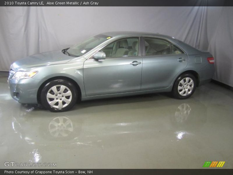 Aloe Green Metallic / Ash Gray 2010 Toyota Camry LE