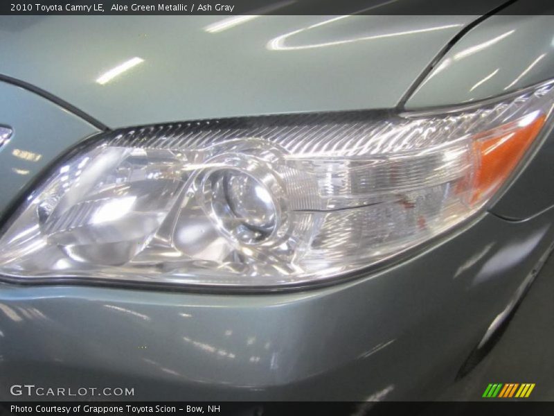 Aloe Green Metallic / Ash Gray 2010 Toyota Camry LE