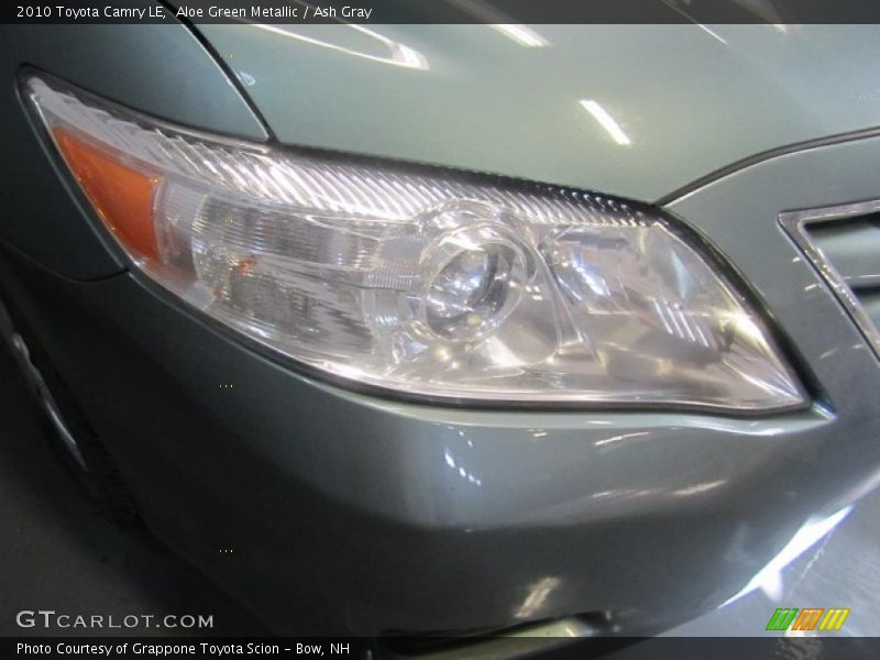 Aloe Green Metallic / Ash Gray 2010 Toyota Camry LE