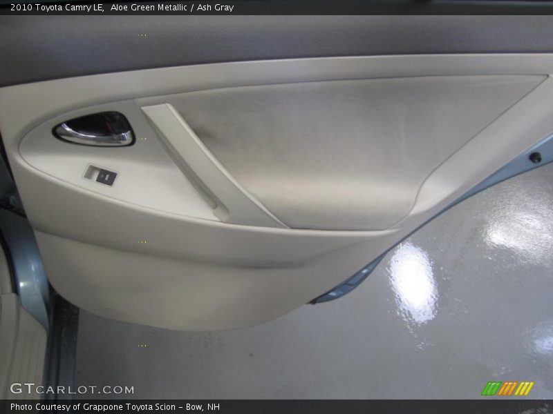 Aloe Green Metallic / Ash Gray 2010 Toyota Camry LE