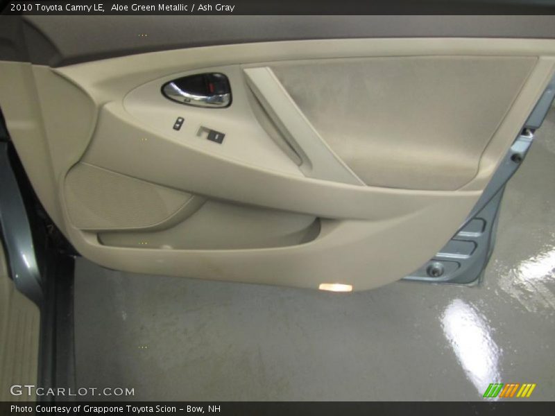 Aloe Green Metallic / Ash Gray 2010 Toyota Camry LE