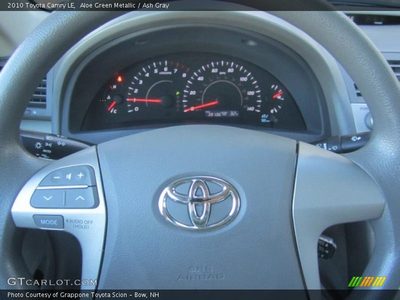 Aloe Green Metallic / Ash Gray 2010 Toyota Camry LE
