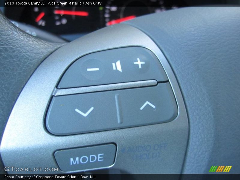 Aloe Green Metallic / Ash Gray 2010 Toyota Camry LE