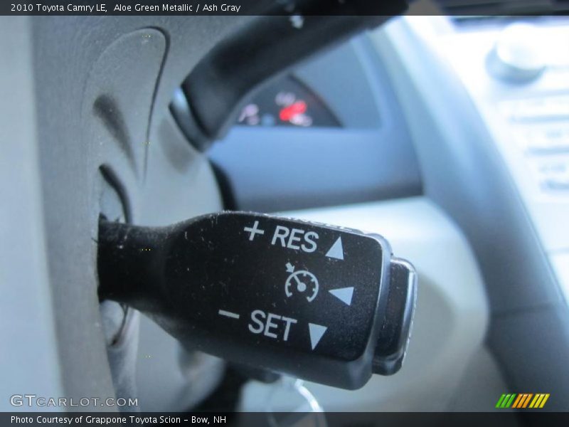Aloe Green Metallic / Ash Gray 2010 Toyota Camry LE