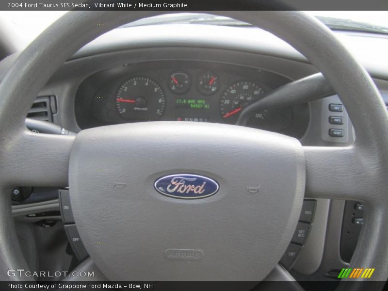 Vibrant White / Medium Graphite 2004 Ford Taurus SES Sedan