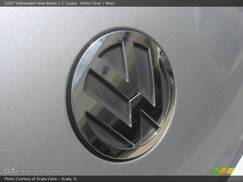 Reflex Silver / Black 2007 Volkswagen New Beetle 2.5 Coupe