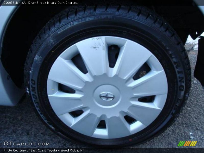 Silver Streak Mica / Dark Charcoal 2006 Scion xA