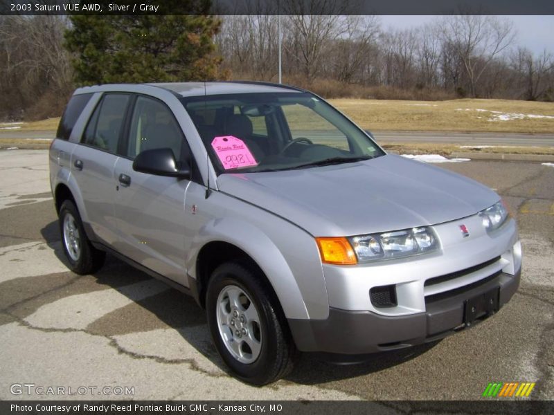 Silver / Gray 2003 Saturn VUE AWD