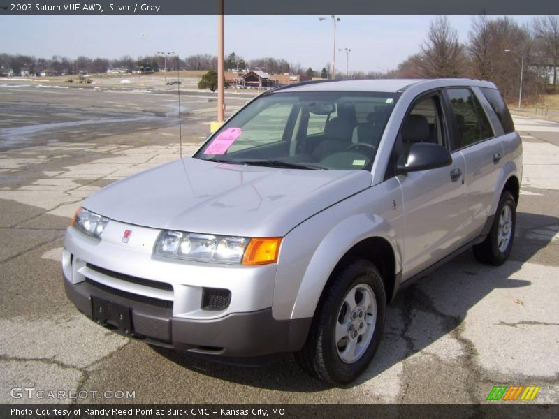 Silver / Gray 2003 Saturn VUE AWD