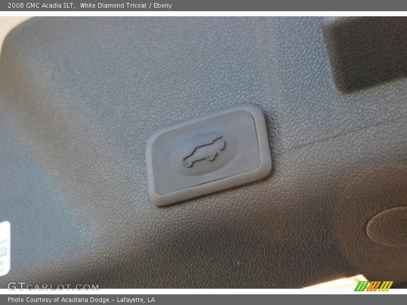 White Diamond Tricoat / Ebony 2008 GMC Acadia SLT