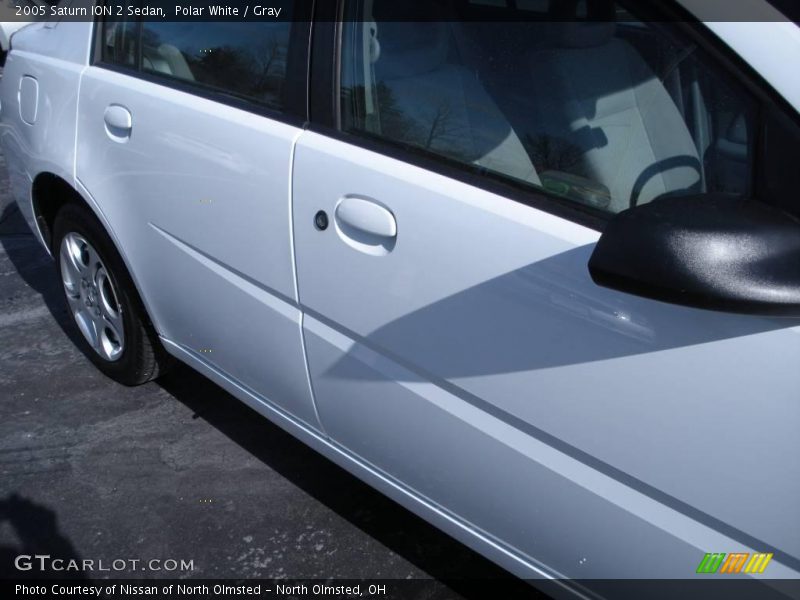 Polar White / Gray 2005 Saturn ION 2 Sedan