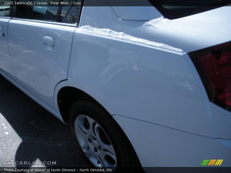 Polar White / Gray 2005 Saturn ION 2 Sedan