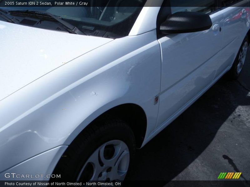 Polar White / Gray 2005 Saturn ION 2 Sedan