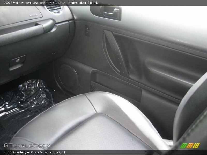 Reflex Silver / Black 2007 Volkswagen New Beetle 2.5 Coupe