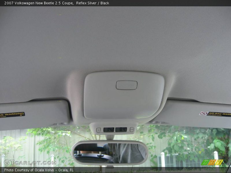 Reflex Silver / Black 2007 Volkswagen New Beetle 2.5 Coupe