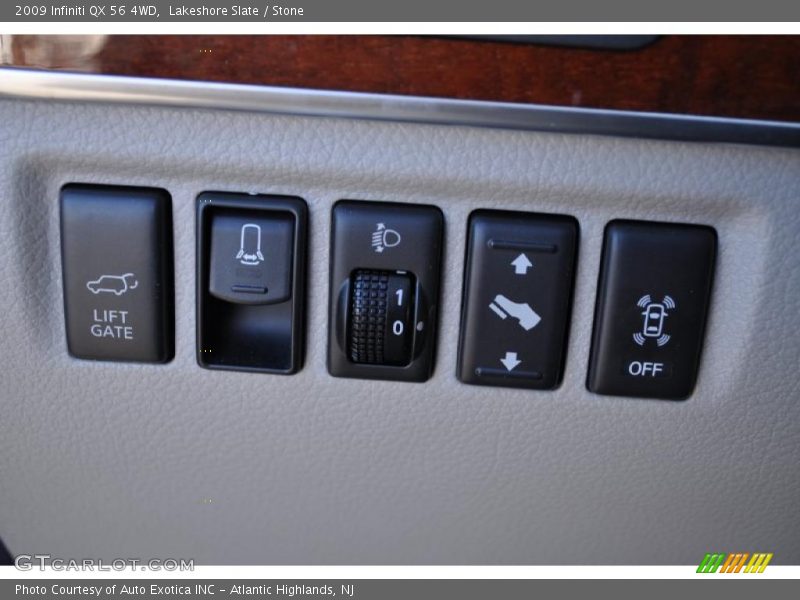 Controls of 2009 QX 56 4WD