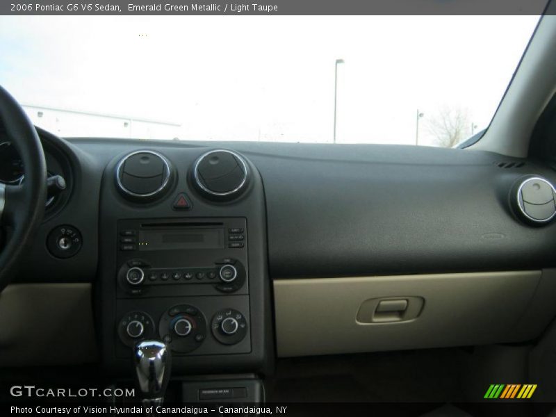Emerald Green Metallic / Light Taupe 2006 Pontiac G6 V6 Sedan